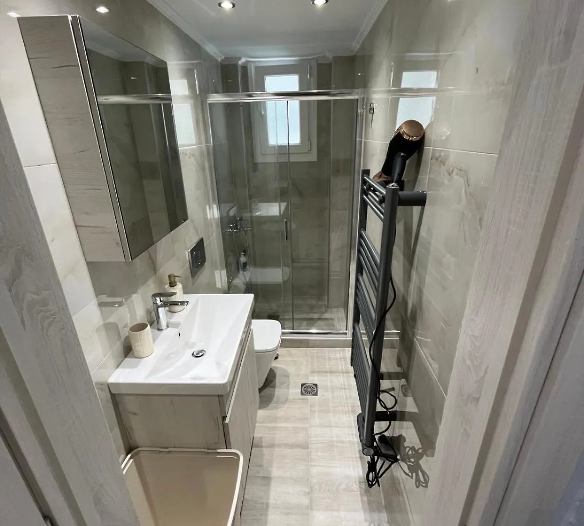 Urban Rotonda Retreat In The City Center! سالونيك